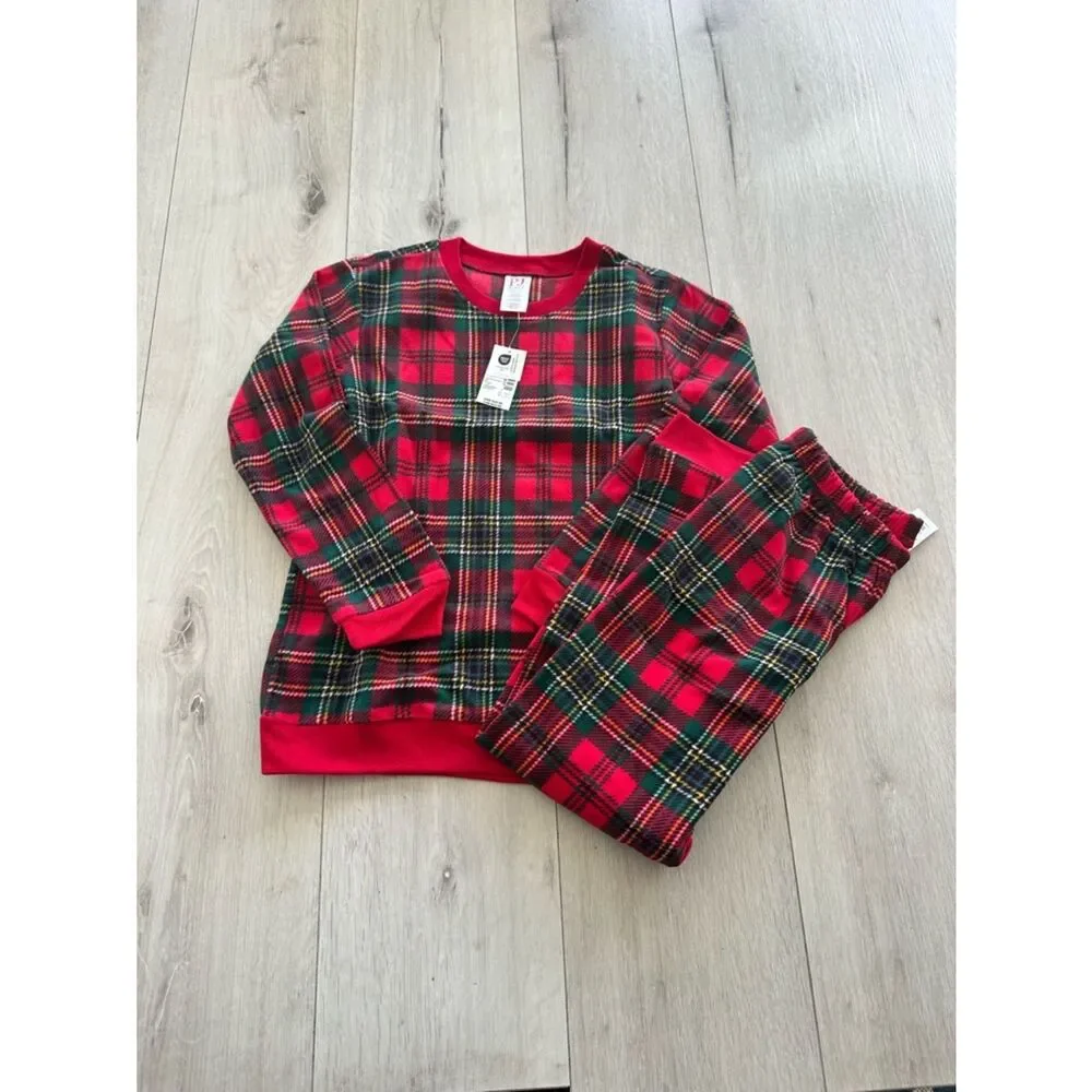 The Children’s Place Plaid Microfleece Pajamas Red 7/8 NWT IN PACKAGE